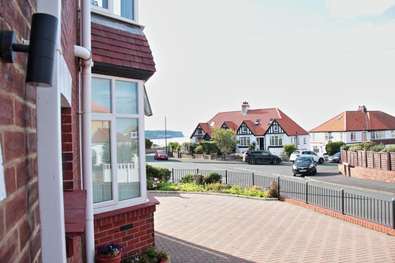 Haven Crest Hotel Whitby Exterior photo